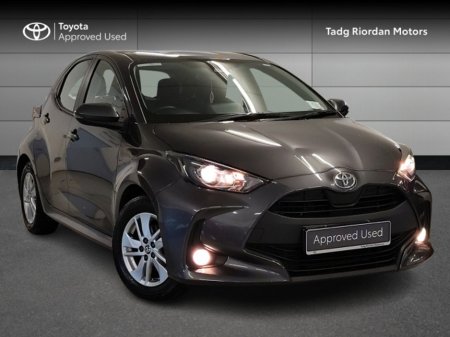 2022 Toyota Yaris 1.0 LUNA