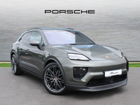 2025 Porsche Macan 4 Electric €114,000