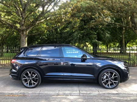 2022 Volkswagen Touareg 3.0 V6 R LINE HYBRID PAN ROOF