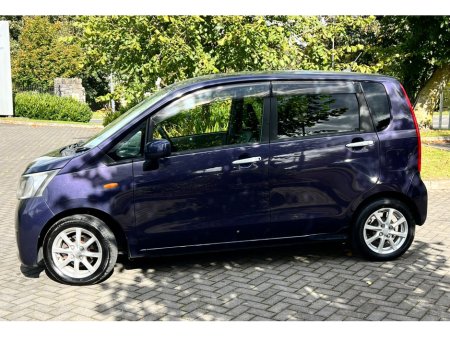 2014 Toyota Yaris DBA-LA100S €5,950
