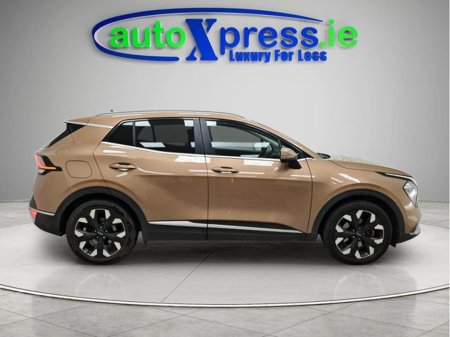2022 Kia Sportage 1.6 T GDI PHEV AWD 3 Plugin Hybrid Automatic, Reversing camera €29,995
