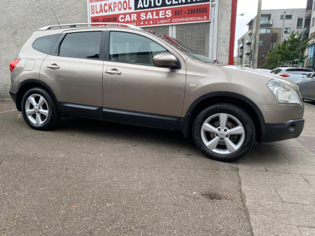2010 Nissan Qashqai +2 1.5 DSL + 2 5DR €4,750