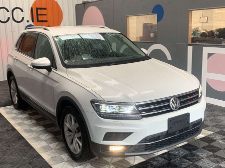 2018 Volkswagen Tiguan VW Tiguan 2.0 TDI Automatic 4Motion / 58k KMs / Heated Seats / Tiguan Automatic