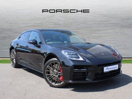 2025 Porsche Panamera Turbo E-Hybrid (New) €212,382