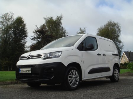 2021 Citroen Berlingo Enterprise Pro M 1000 1.5 Blue HDI 100 BHP  €333 Road Tax Comes With Current CVRT *** Your's from as little as  €57 per week *** SALE *** SALE *** SALE *** €12,500