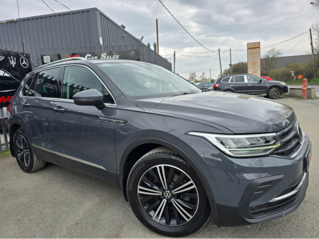 2021 Volkswagen Tiguan LIFE 2.0 TDI MANUAL 6SPEED FWD 122BHP 5 5DR €29,950
