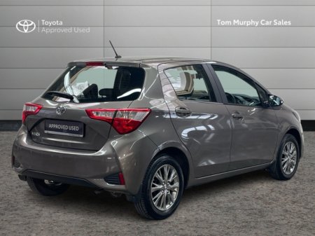 2020 Toyota Yaris 1.0 LUNA 4DR €17,445
