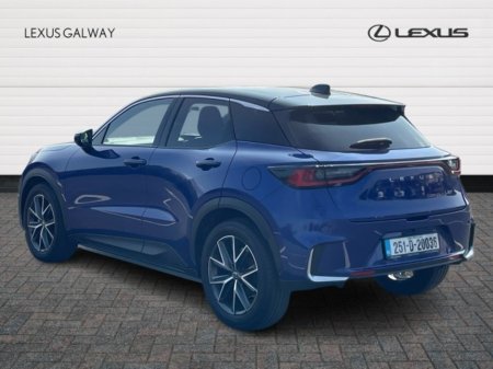 2025 Lexus LBX 1.5h COOL Spec // Heated Mirrors // Power Folding Mirrors // Apple Carplay // Android Auto // Dual Zone Climate Control €44,945