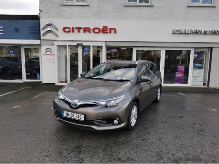 2018 Toyota Auris HYBRID LUNA TOURING SPORT SPORTS 4DR