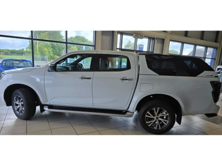2025 Isuzu D-MAX 1.9 diesel  LS Automatic €60,100