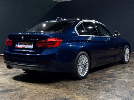 2018 BMW 3 Series 2.0 330e - AUTOMATIC - CREAM LEATHER INTERIOR - CRUISE CONTROL - REVERSE CAMERA - LUXURY WOODEN TRIM €20,950
