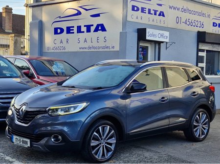 2017 Renault Kadjar SIGNATURE NAV 1.5 DCI 110BHP NCT 10/27 FINANCE AVAILABLE @ €49 PER WEEK 2 KEYS/ PAN ROOF/ HALF LEATHER/ TOUCH SCREEN MEDIA/ SAT NAV/ HISTORY CHECKED