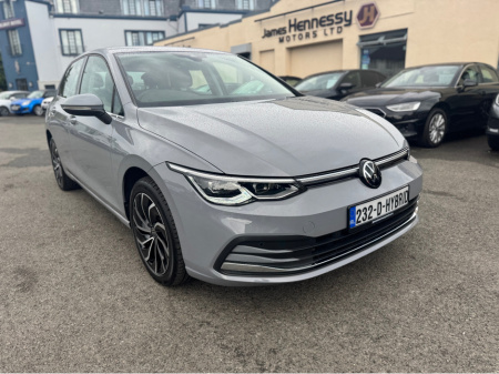 2023 Volkswagen Golf STYLE TSI E-HYBRID S AUTO €31,995