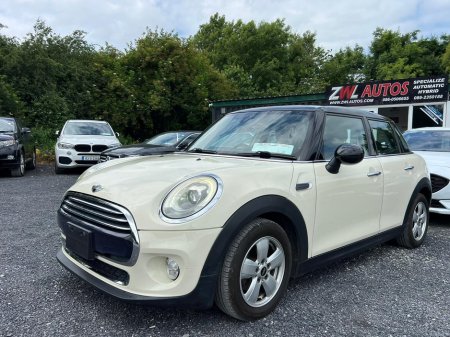 2016 MINI Hatch Cooper Auto
