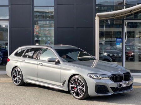 2022 BMW 5 Series Touring 520d M-Sport Pro Auto