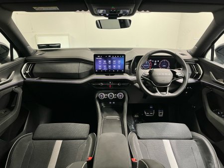 2025 Skoda Kodiaq Sportline 4x4 DSG 2.0TDI 190BHP - Reversing Camera - Panoramic Sunroof - Ambient Lighting - Climate Control - Heated Seats - Keyless Start - Apple CarPlay/Android Auto €71,950