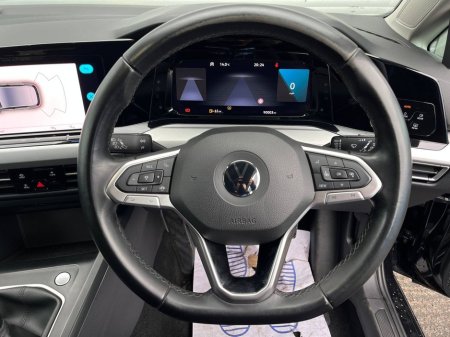 2021 Volkswagen Golf LIFE 2.0 TDI // DIGITAL CLUSTER // 16