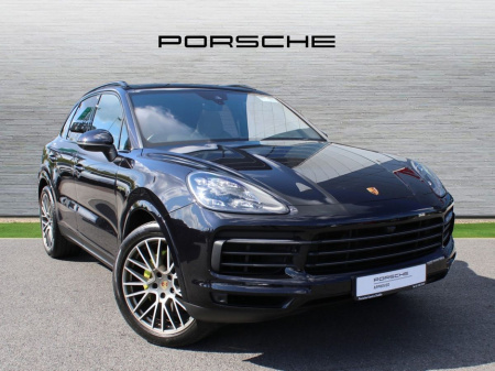 2022 Porsche Cayenne E-Hybrid €83,000