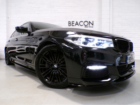 2020 BMW 5 Series *2020*BMW 523d*BLACK PACK EDITION*M-SPORT BLACK PACK*AMAZING ON FUEL,POWER AND A VERY COMFORTABLE DRIVE*HEAD-UP DISPLAY*FULL ALCANTARA M-SPORT MEMORY ELECTRIC  SEATS*BLACK 19