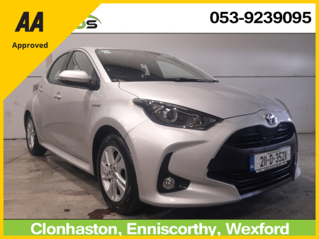 2021 Toyota Yaris HYBRID LUNA 4DR AUTO €18,950
