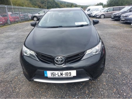 2015 Toyota Auris 1.4 D-4D TERRA NG 4DR 5DR