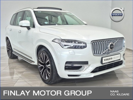 2023 Volvo XC90 T8 PHEV 455hp Ultimate AIr Suspension , Pan Roof , Side Steps , 24 Month Volvo Selekt warranty
