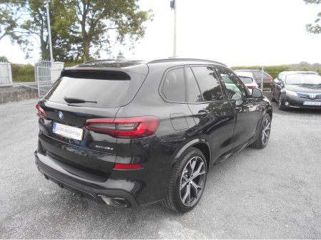 2022 BMW X5 XDRIVE45E M SPORT AUTO (PRO PACK) (LOW KLMS) €61,950
