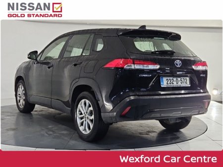 2023 Toyota Corolla Cross 1.8 Hybrid €27,895