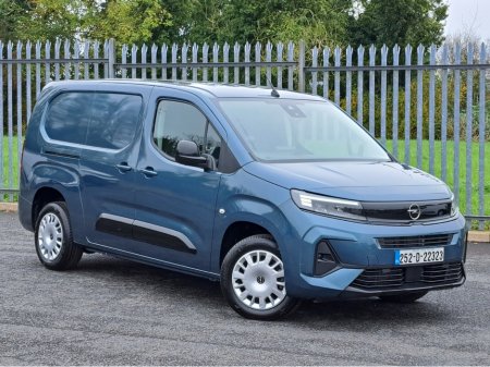 2025 Opel Combo SPORTIVE L2H1 1.5TD 100BHP **TOP SPEC**