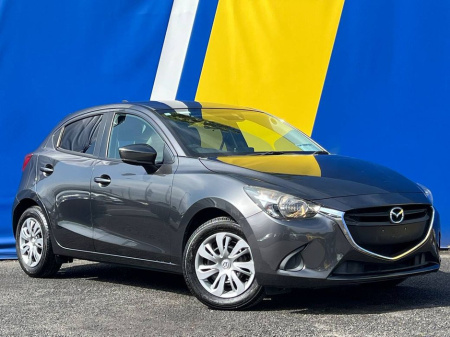 2017 Mazda Demio DEMIO SKYACTIV 1.3 AUTO // FULL SERVICE HISTORY // MULTIMEDIA DISPLAY // MULTIFUNCTIONAL STEERING WHEEL €12,250