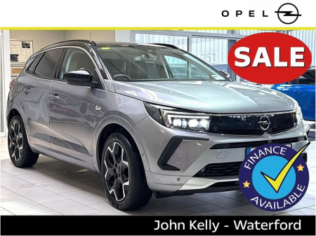 2022 Opel Grandland Elite 1.2i 130PS 8 Speed Auto