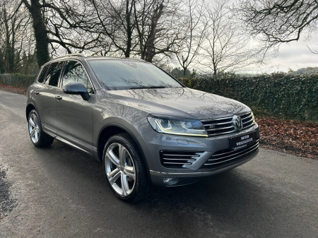 2016 Volkswagen Touareg  €17,950