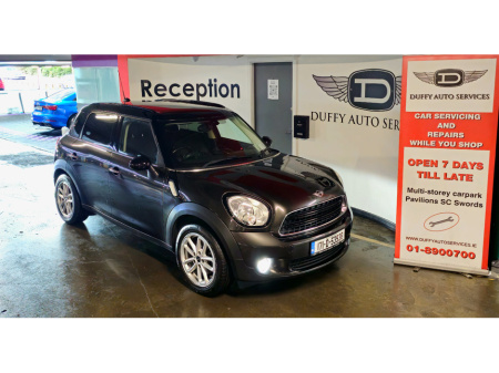 2017 MINI Countryman Cooper D €15,950