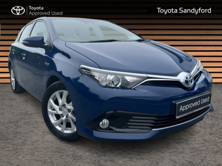 2018 Toyota Auris HYBRID ICON TECH // REAR CAMERA // BLUETOOTH // AIR CON // SAT-NAV // ALLOYS // TOYOTA PLUS WARRANTY // €180 ROAD TAX €18,445