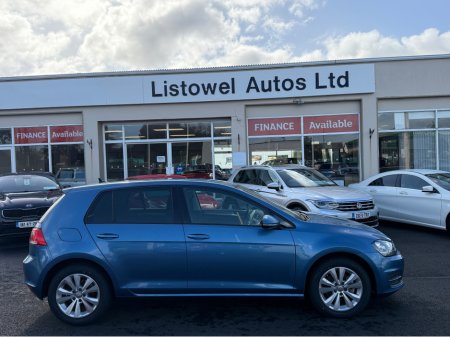 2016 Volkswagen Golf COMFORTLINE 1.2 AUTOMATIC * REAR VIEW CAMERA, AUTO LIGHTS, ADAPTIVE CRUISE CONTROL, POWERED FOLDING HEATED MIRRORS, LUMBAR SUPPORT, 2 KEYS, TOUCH SCREEN RADIO, MULTIFUNCTION STEERING WHEEL* €15,950