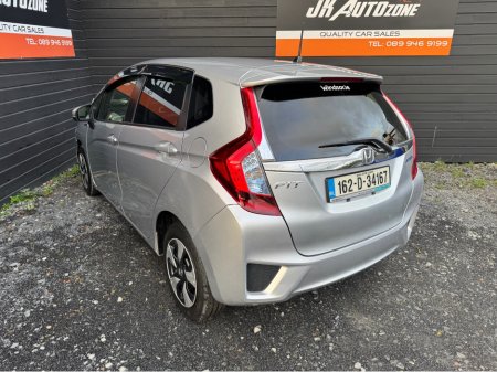 2016 Honda Fit 1.5 HYBRID 5DR AUTO €9,995