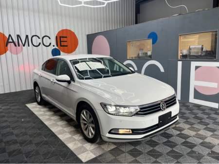 2017 Volkswagen Passat PASSAT AUTOMATIC 1.4 TSI ELEGANCE LINE / 56k KMs / HEATED SEATS , REVERSE CAMERA , ADAPTIVE CRUISE & MORE