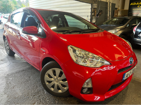 2014 Toyota Aqua Hybrid auto low mileage