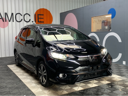 2019 Honda Fit AUTOMATIC 1.5 HYBRID / 69k KMs / Adaptive Cruise & Rear View Camera