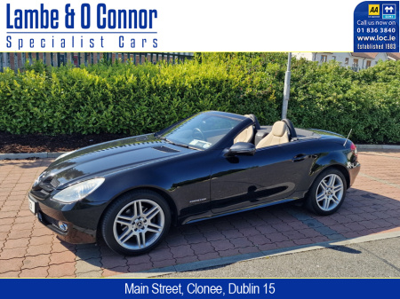 2010 Mercedes-Benz SLK Class **** RESERVED **** SLK 200 K *** OBSDIAN BLACK / BEIGE NAPPA LEATHER  *** REVERSE CAMERA *** VERY LOW MILES WITH MERCEDES SERVICE RECORD **** BEST AVAILABLE ****