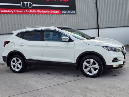 2017 Nissan Qashqai 1.5 DSL SV €13,950