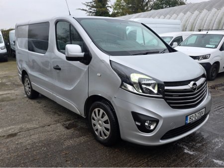 2015 Opel Vivaro L1 H1 SPORTIVE 2900 115