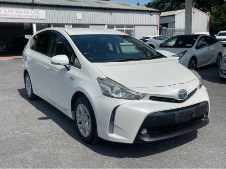 2015 Toyota Prius Alpha Toyota Prius Alpha 7 seater