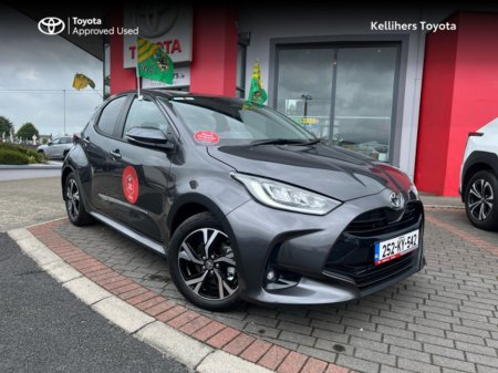 2025 Toyota Yaris HYBRID ELECTRIC LUNA SPORT €31,000