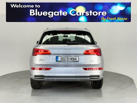 2020 Audi Q5 40TDI Q *S LINE* 4DR AUTO S-TRONIC **SEMI DIGITAL DASH**ELECTRIC TAILGATE**HALF LEATHER INTERIOR**KEYLESS START**FRONT HEATED SEATS**DIGITAL MEDIA DISPLAY**APPLE CARPLAY**PARKING SENSORS** €39,995