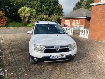 2014 Dacia Duster SIGNATURE 1.5 DCI 110 4 4DR