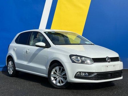 2015 Volkswagen Polo COMFORTLINE 1.2 TSI AUTO // FULL SERVICE HISTORY // BLUETOOTH MUSIC // DIGITAL CLIMATE CONTROL €12,750