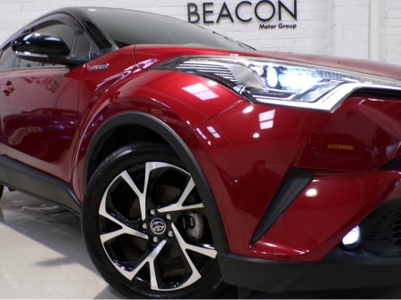 2018 Toyota C-HR 2018*33,000 MILES*HYBRID SPORT TOYOTA C-HR SELF CHARGING 1.8 AUTOMATIC*FANTASTIC CONDITION GREAT ON FUEL, POWER, COMFORT WITH A LOT OF SPACE ALL COMBINED FOR A FANTASTIC DRIVE. CAR COMES WITH FULL SAF €19,900