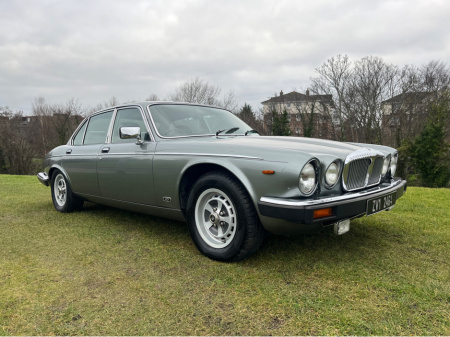 1992 Daimler Double Six 5.3 V12 €19,950
