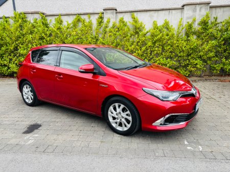 2016 Toyota Auris 